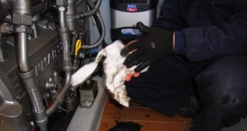  Material contaminado en operaciones de limpieza de sentinas